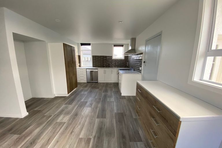 Photo of property in 18 Moa Street, Waikiwi, Invercargill, 9810