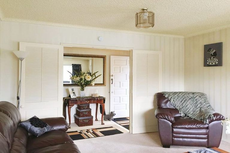 Photo of property in 8 Colum Place, Bucklands Beach, Auckland, 2014