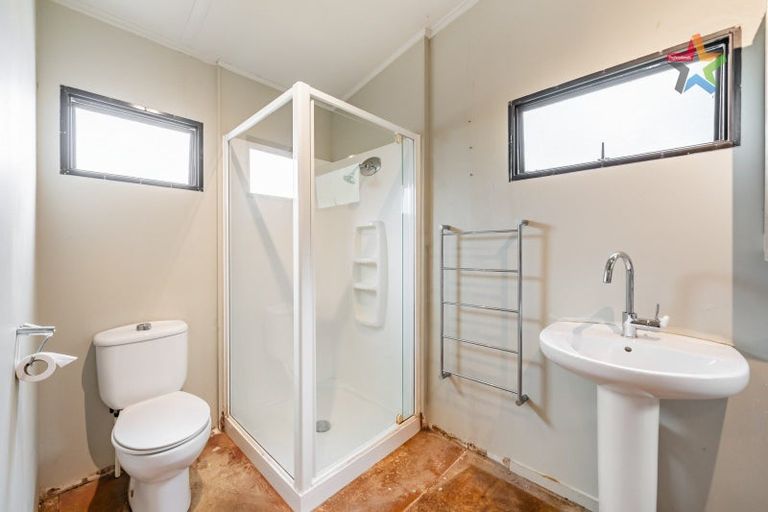 Photo of property in 18 Forest Road, Raumati South, Paraparaumu, 5032