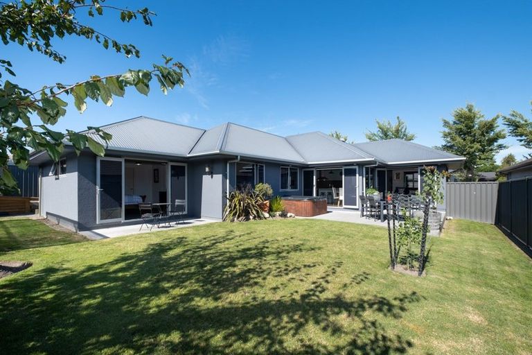 Photo of property in 101 Russell Robertson Drive, Havelock North, 4130