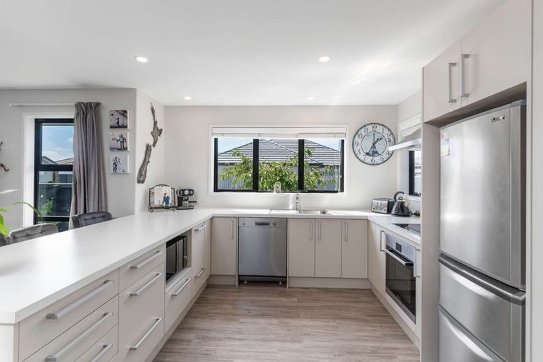 Photo of property in 39 Maka Lane, Halswell, Christchurch, 8025