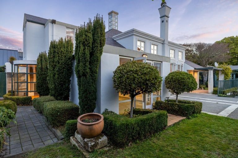 Photo of property in 17 Allister Avenue, Merivale, Christchurch, 8014