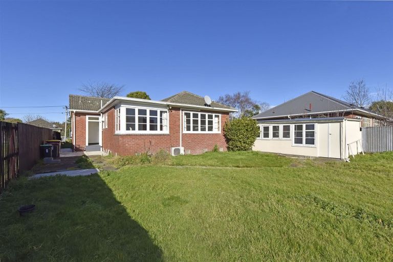 Photo of property in 8 Rowe Place, Burwood, Christchurch, 8061