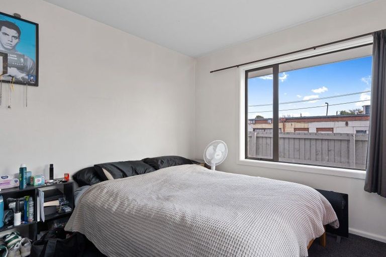Photo of property in 21 Walcot Street, Bromley, Christchurch, 8062