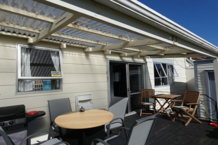 Photo of property in 27 Aylmer Street, Ross, 7812