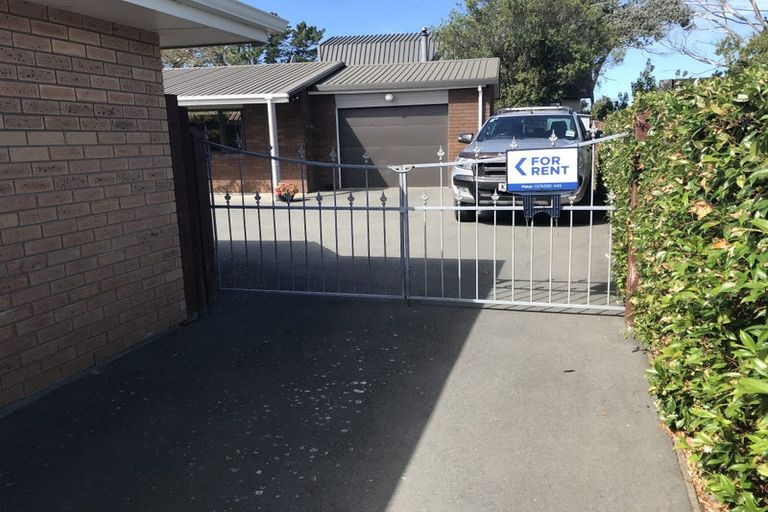 Photo of property in 2/478 Bower Avenue, Parklands, Christchurch, 8083