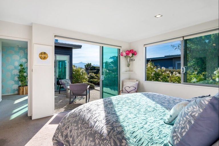 Photo of property in 27 Infinity Drive, Wanaka, 9305