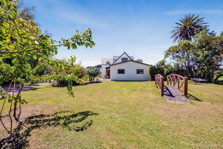 Photo of property in 38 Mcalpine Road, Hawera, 4672