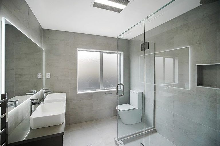 Photo of property in 32 Paripari Street, Flat Bush, Auckland, 2019