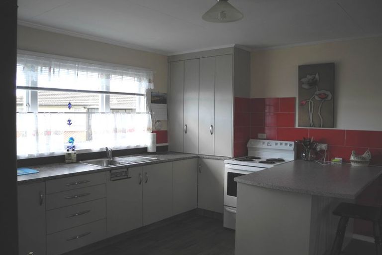 Photo of property in 17 Rugby Street, Waimate, 7924