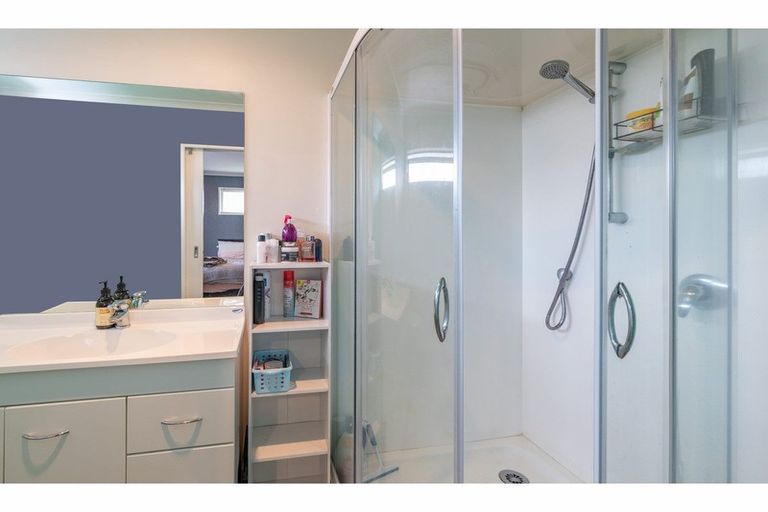 Photo of property in 17 Buckleys Road, Rangiora, 7400