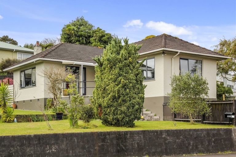 Photo of property in 3 Stuart Place, Blagdon, New Plymouth, 4310