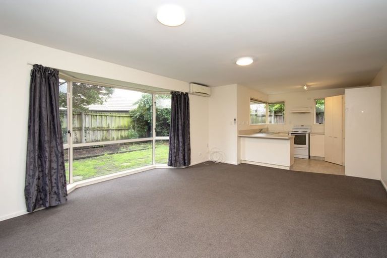 Photo of property in 2/9 Ruru Road, Linwood, Christchurch, 8062