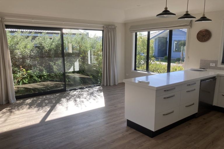 Photo of property in 12 Thomas Way, Brightwater, 7022