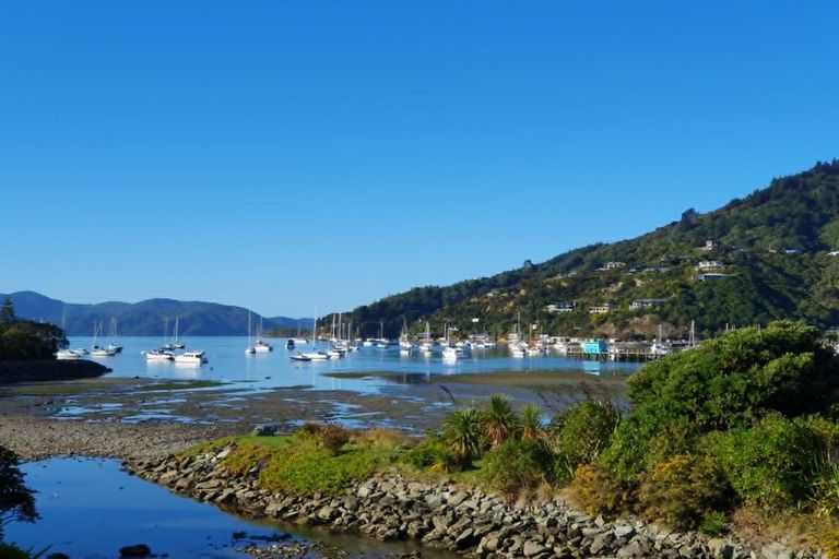 Photo of property in 10/45 Beach Road, Waikawa, Picton, 7220