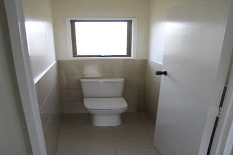 Photo of property in 116b Wellington Street, Pukekohe, 2120