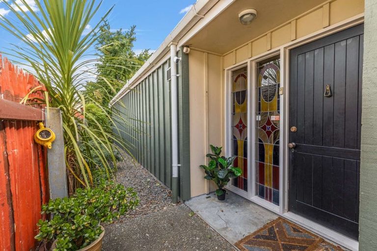 Photo of property in 40 Campbell Street, Palmerston North, 4410