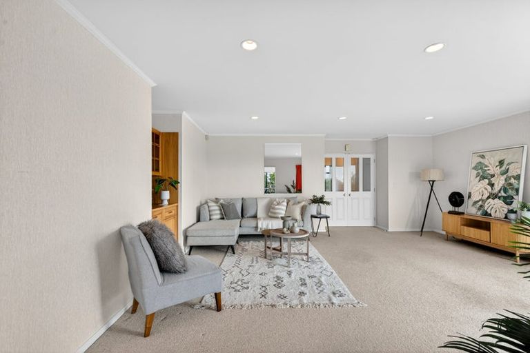 Photo of property in 4 Woodford Heights, Havelock North, 4130