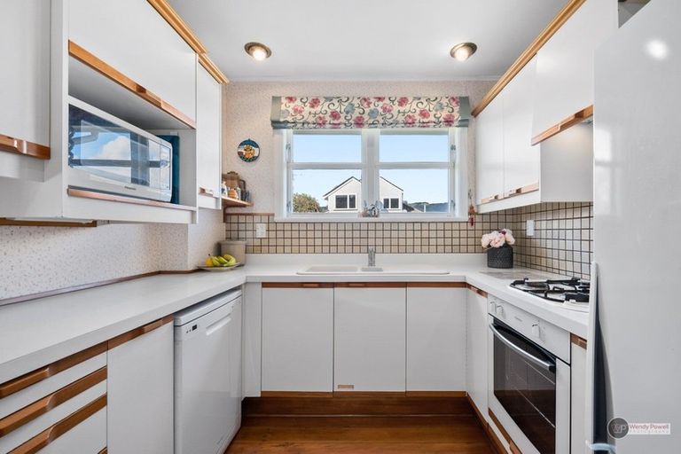 Photo of property in 143 Taita Drive, Avalon, Lower Hutt, 5011