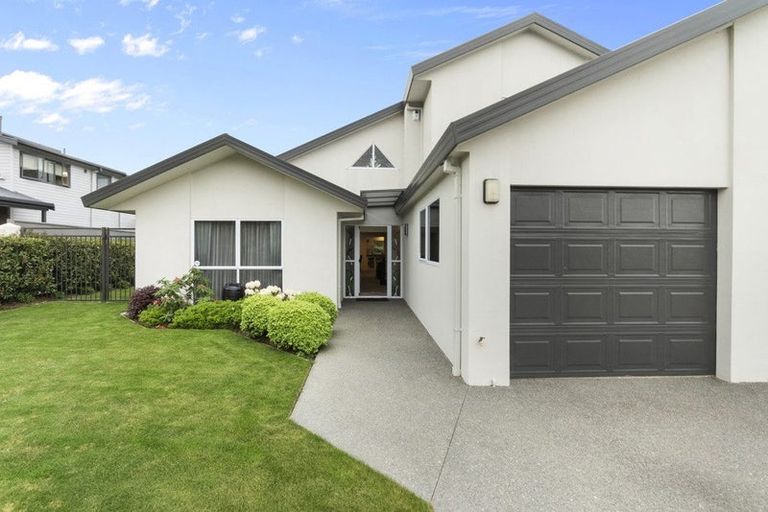 Photo of property in 12 Sycamore Place, Pukete, Hamilton, 3200