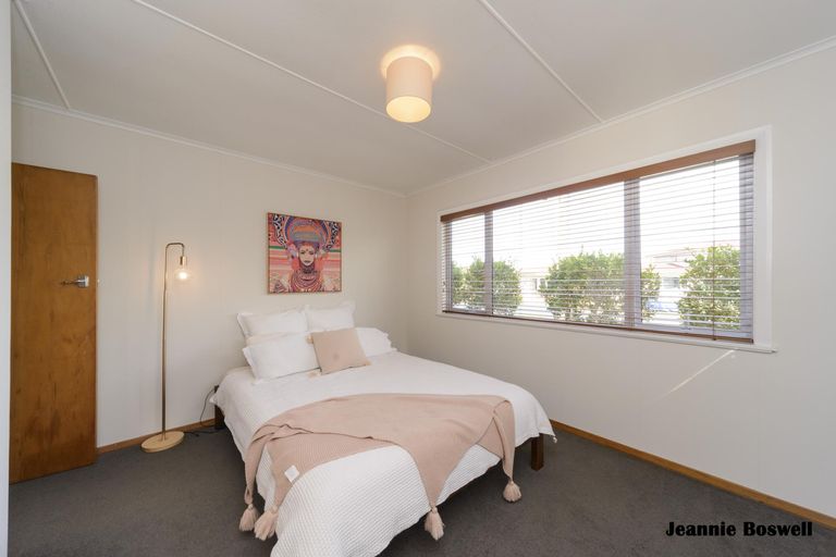 Photo of property in 50 Haydon Street, Roslyn, Palmerston North, 4414