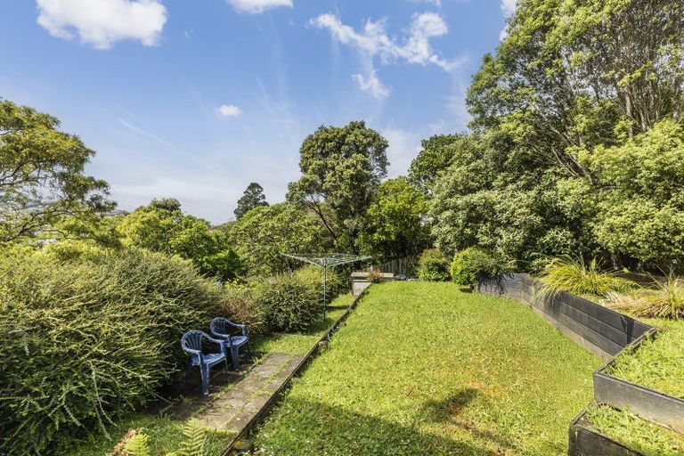 Photo of property in 25 Govind Grove, Ngaio, Wellington, 6035