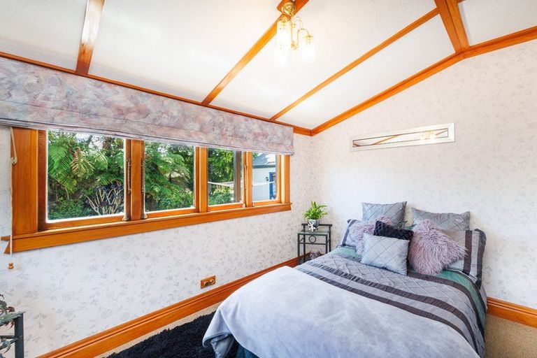 Photo of property in 18 Miro Street, Takaro, Palmerston North, 4410