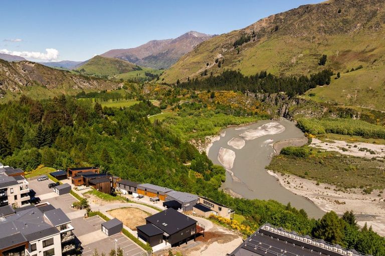 Photo of property in 6 Powder Terrace, Arthurs Point, Queenstown, 9371