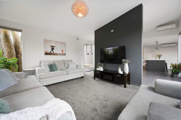 Photo of property in 12 Cumbria Way, Hamilton East, Hamilton, 3216