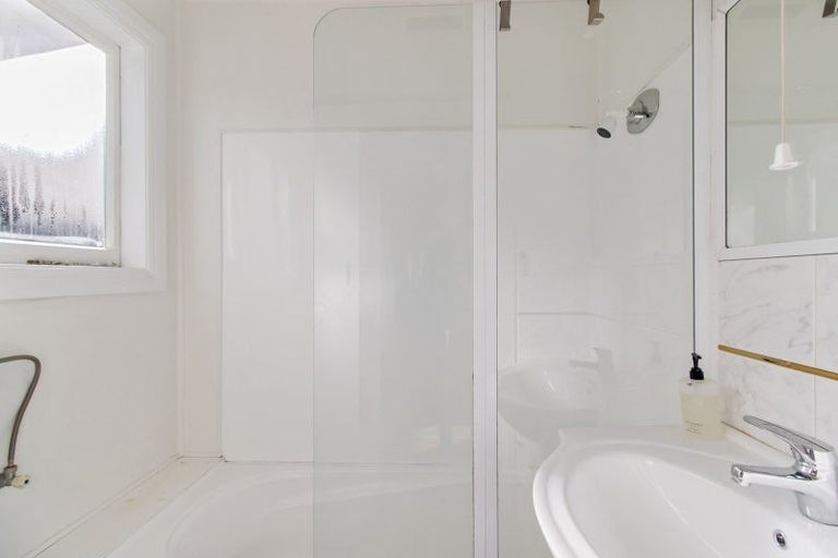 Photo of property in 16 Memorial Avenue, Parkside, Timaru, 7910