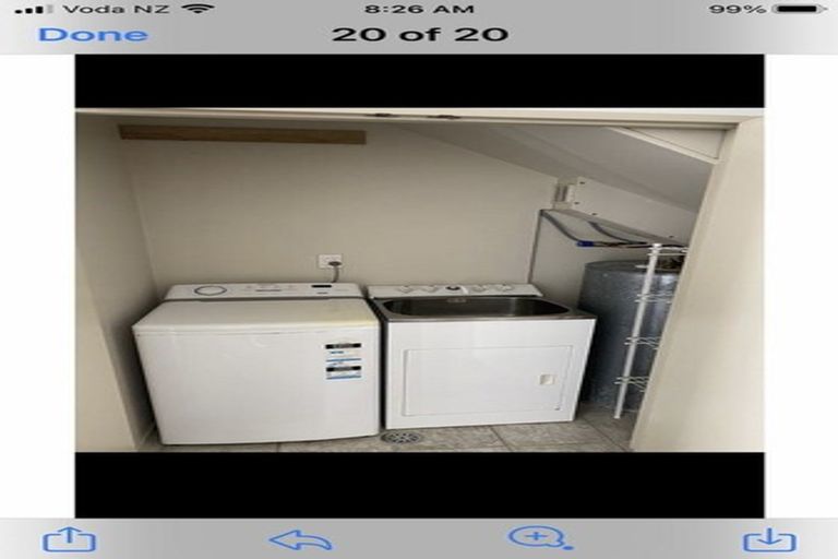 Photo of property in 2f/20 Ian Marwick Place, Birkenhead, Auckland, 0626