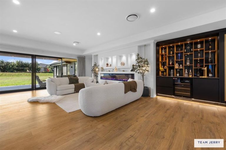 Photo of property in 21 Te Ara Aukati Terrace, Pokeno, 2471