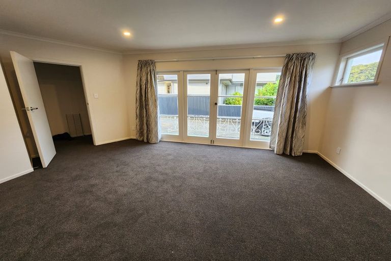 Photo of property in 35 Meremere Street, Wainuiomata, Lower Hutt, 5014