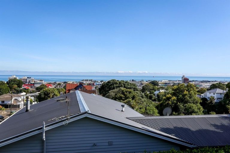 Photo of property in 103 Gover Street, New Plymouth, 4310