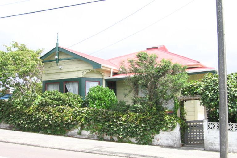 Photo of property in 238 Rintoul Street, Berhampore, Wellington, 6023