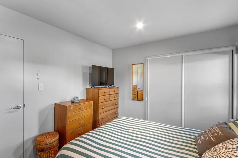 Photo of property in 1/295 Pages Road, Wainoni, Christchurch, 8061