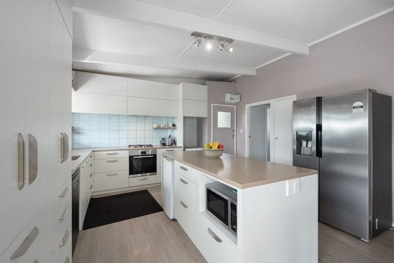 Photo of property in 10 Bennett Street, Port Albert, Wellsford, 0973