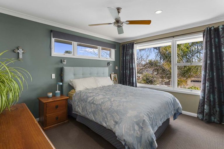 Photo of property in 22 Andrew Place, Otumoetai, Tauranga, 3110