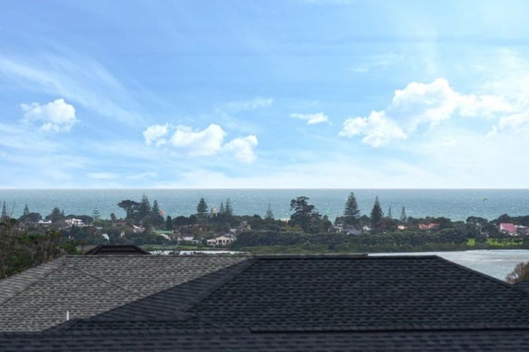 Photo of property in 32 Miller Rise, Silverdale, 0932