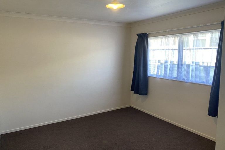 Photo of property in 61 Lipscombe Crescent, Havelock North, 4130