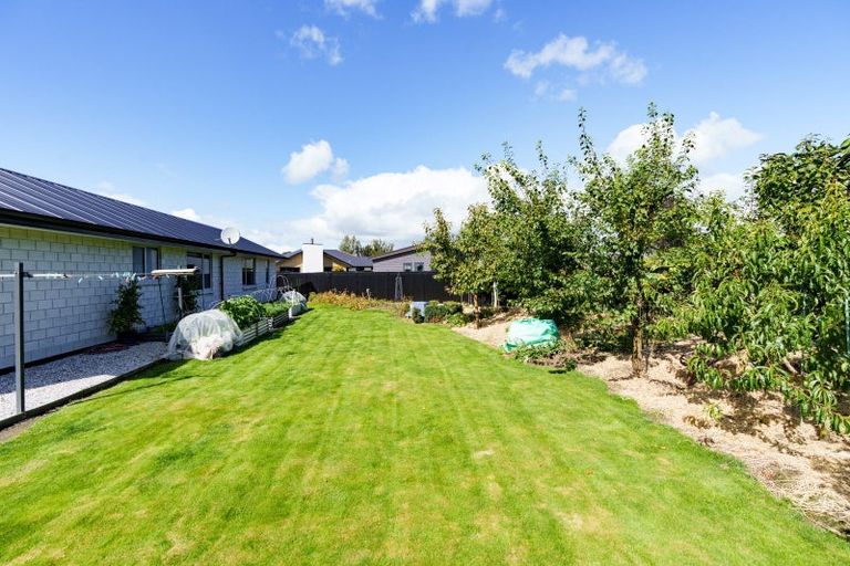 Photo of property in 13 Franks Place, Outram, 9019