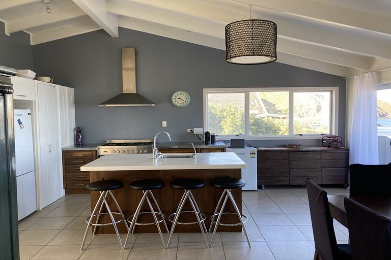 Photo of property in 23 Ocean View Road, Port Waikato, Tuakau, 2695