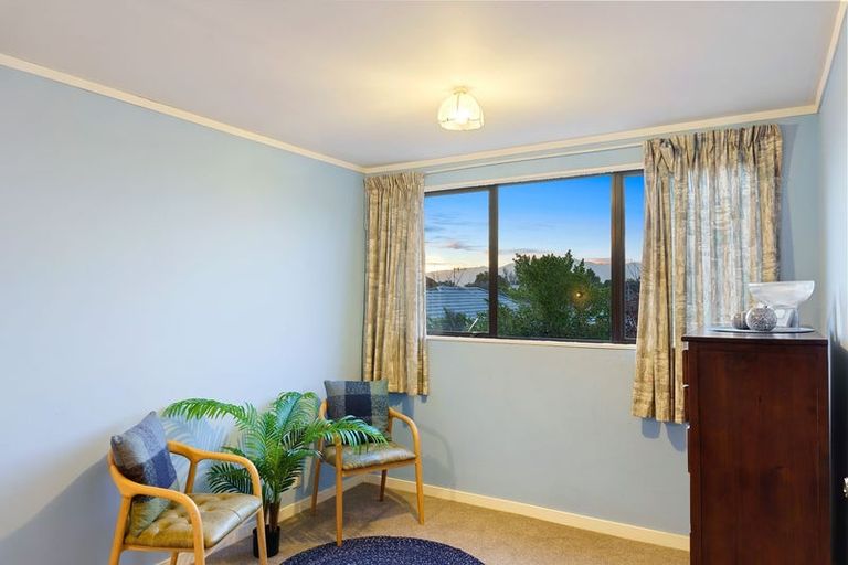 Photo of property in 11 College Drive, Paraparaumu, 5032