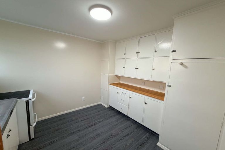 Photo of property in 3-5 York Place, Cannons Creek, Porirua, 5024
