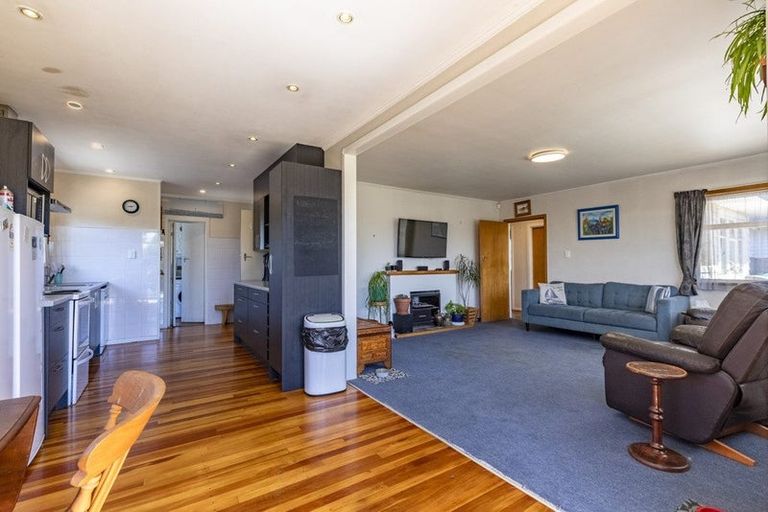 Photo of property in 81 Bill Hercock Street, Pirimai, Napier, 4112