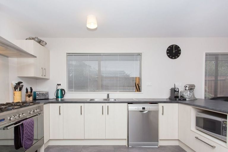 Photo of property in 49 Lowry Avenue, Redwood, Christchurch, 8051