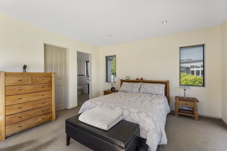 Photo of property in 26 Port Lane, Whitby, Porirua, 5024