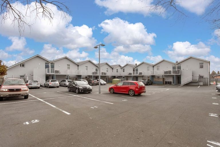 Photo of property in 8/14 Brougham Street, Addington, Christchurch, 8024