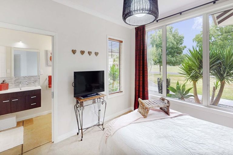 Photo of property in 28 Saint Laurent Way, Ohau, Levin, 5570