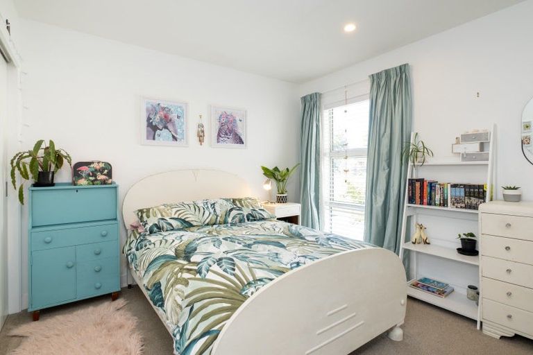 Photo of property in 20 Aparima Place, Awatoto, Napier, 4110